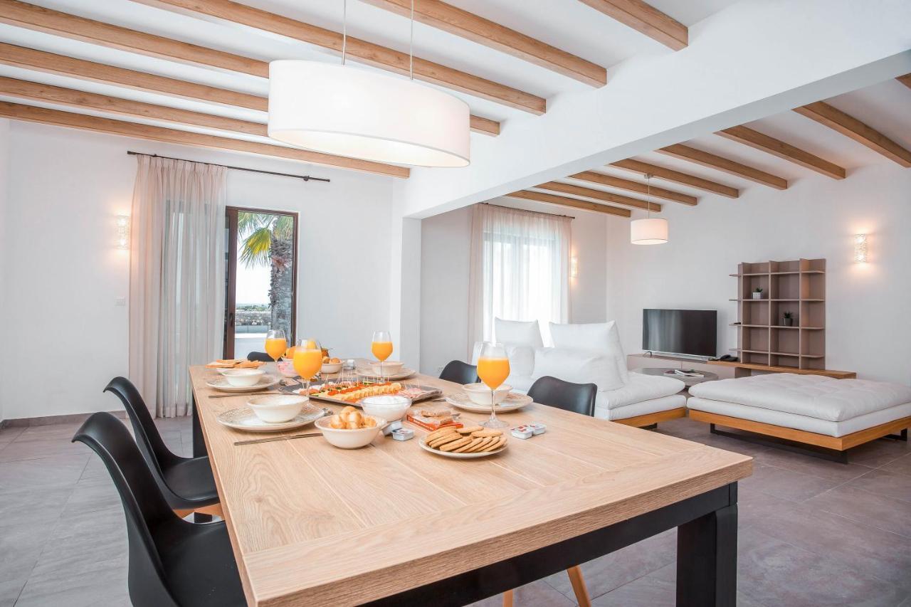 Terra Pietra Luxury Villas & Suites Lardos Exterior photo