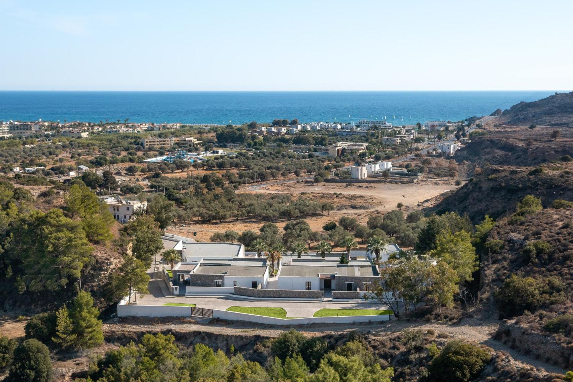 Terra Pietra Luxury Villas & Suites Lardos Exterior photo